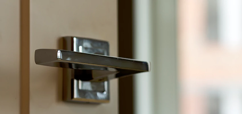 Door Lever Knob Repair in Old Fig Garden, California