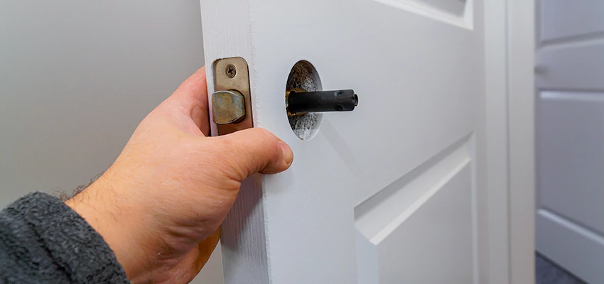 Nighttime Locksmith For Lock Repair in Old Fig Garden, CA
