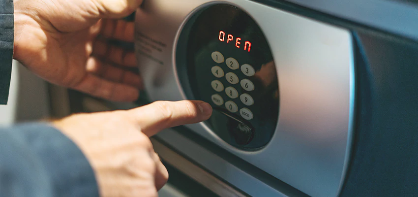 Cash Safe Openers in Old Fig Garden, California