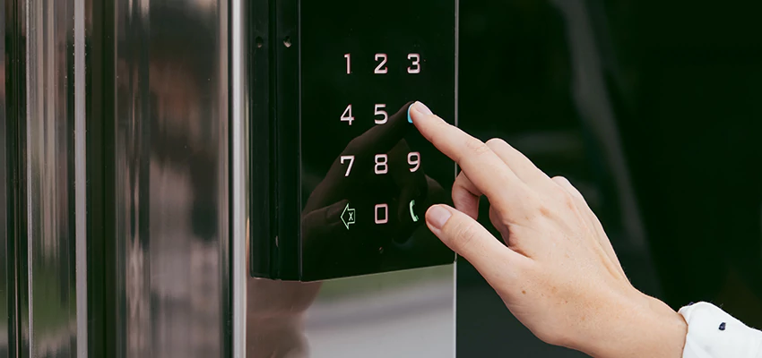 Keyless Door Entry System in Old Fig Garden, CA