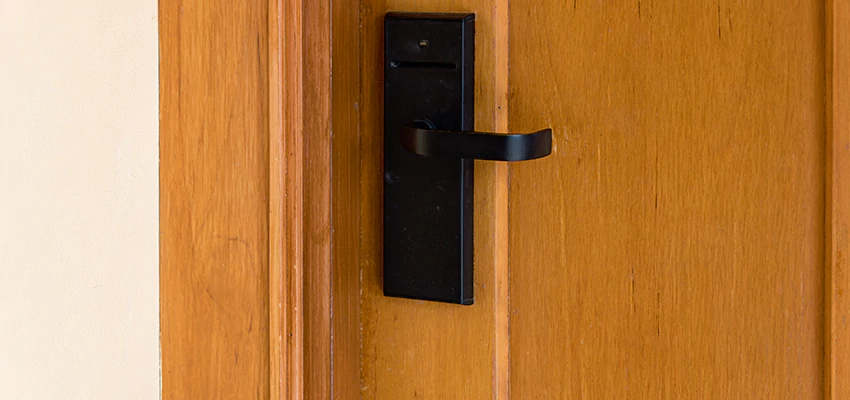 Home Security And Alarm Monitoring in Old Fig Garden, California